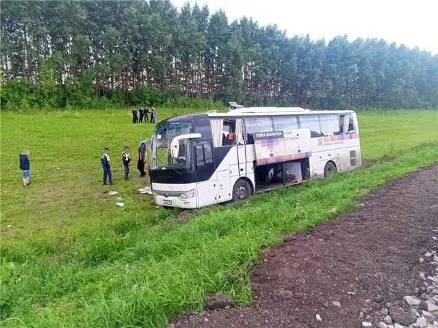 Водитель автобуса в Татарстане заснул и спровоцировал опрокидывание транспортного средства