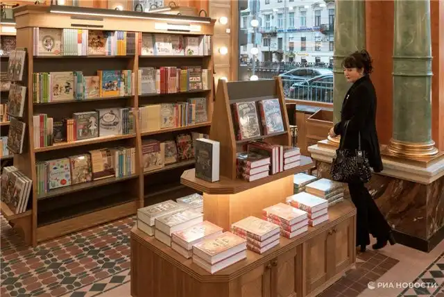 Национальные литературные премии - объявлены лауреаты «Поэт года» и «Писатель года»