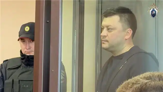 Мэр Уфы Мавлиев получил свободу, сняв с себя домашний арест