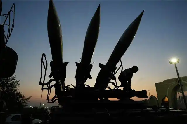 Военнослужащий Корпуса стражей исламской революции погиб в результате ударов США по южным районам Ирана