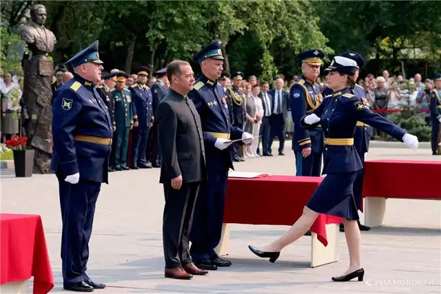 Медведев подчеркнул вклад военного учебного центра СФУ в подготовку личного состава ВС РФ