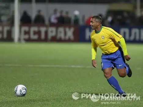 Ромарио — чемпион мира 1994 года — победил на выборах и стал сенатором Бразилии