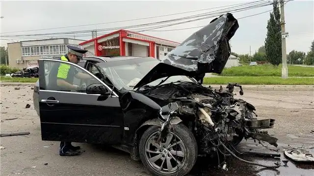 Четверо погибли и двое ранены в крупной аварии под Каменском-Уральским